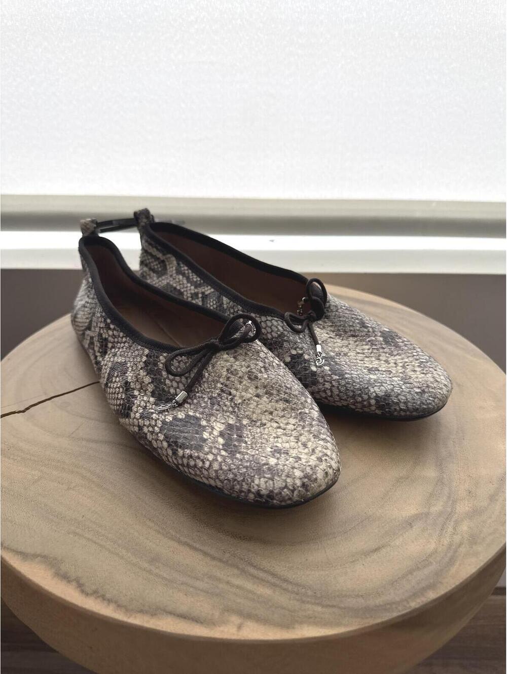 Sam Edelman Snakeskin Ballet Flats Bow Detail Size 38.5